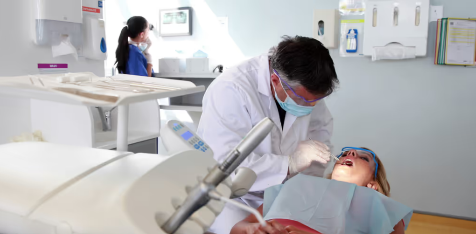 Dentist liability insurance in Paradise Valley. Call InsureGen Brokers at 480-590-3820 for customized coverage options.